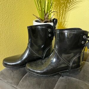 Michael Kors Larson Back-Tie Rain Booties